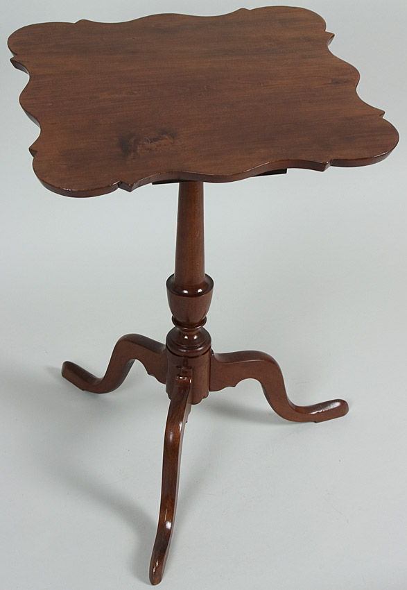 Candle-Stand w/ Serpentine Top, Connecticut River Valley, Image 1